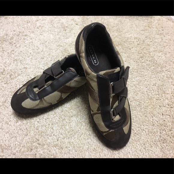 Coach sneakers size 7M - Picture 1 of 4